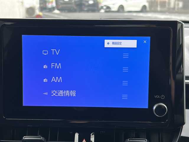 トヨタ カローラ クロス G 千葉県 2024(令6)年 1.8万km アティチュードブラックマイカ 純正ディスプレイオーディオ/フルセグTV/Bluetooth/AM/FM/USBポート/バックカメラ/ビルトインETC/レーダークルーズコントロール/レーンディパーテッドアラート/プリクラッシャーセーフティシステム/プロアクティブドライビングアシスト/パーキングサポートブレーキ/ロードサインアシスト/スペアキー/LEDヘッドライト/保証書・取扱説明書