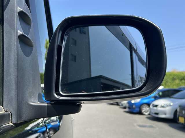 トヨタ ピクシスメガ GターボレジャーエディションSAⅢ 静岡県 2020(令2)年 4.7万km ブラックマイカメタリック ワンオーナー　/スマートアシスト3/社外SDナビ（CN-RA06WD）/ FM AM DVD CD Bluetooth/フルセグTV/バックカメラ/COMTEC製前後ドライブレコーダー（ZDR-015）/LEDオートライト/両側パワースライドドア/純正15インチアルミホイール/フロントフォグランプ/スマートキー＆プッシュスタート/リアサンシェード/純正フロアマット/電動格納ミラー/オートエアコン/ISOFIT対応/・衝突警報機能/・衝突回避支援ブレーキ機能/・車線逸脱警報機能/・誤発進抑制機能/・先行車発信お知らせ機能/・オートハイビーム