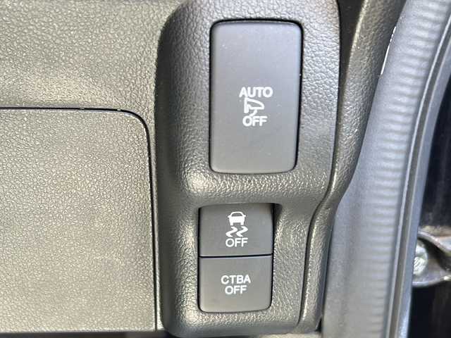 ホンダ Ｎ ＢＯＸ カスタム ターボ SSパッケージ 福岡県 2016(平28)年 6.7万km プレミアムベルベットパープル・パール 社外ナビ7インチ(CN-RS02D)/バックカメラ/シティブレーキアクティブシステム/ビルトインETC/社外360度ドラレコ(DRV-C750)/全席シートヒーター/両側パワースライドドア/HIDヘッドライト/ハーフレザーシート