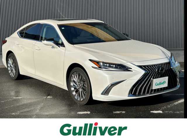 レクサス ＥＳ 300h バージョンL 福島県 2024(令6)年 1.4万km ソニッククォーツ サンルーフ/ワンオーナー/純正ナビ/（フルセグナビ/Bluetooth/USB/FM/AM）/アラウンドビューカメラ/ETC2.0/レーダークルーズコントロール/MTモード付AT/メモリー付パワーシート/シートヒーター/エアーシート/ステアリングヒーター/衝突軽減ブレーキ/横滑り防止機能/レーンアシスト/BSM/AFS/パドルシフト/パワーバックドア/オートビーム/オートハイビーム/カードキー/純正フロアマット
