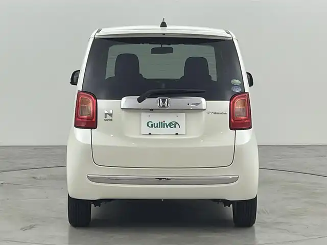 ホンダ Ｎ ＯＮＥ プレミアム Lパッケージ 福岡県 2013(平25)年 5.1万km プレミアムホワイトパール 社外ナビ／フルセグＴＶ　/バックカメラ　/ＥＴＣ　/プッシュスタート　/スペアキー１本　/電動格納式ドアミラー　/ＥＣＯＮ　/アイドリングストップ　/横滑り防止　/革巻きステアリング　/純正１４インチＡＷ　/ＬＥＤライト