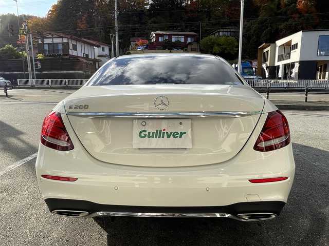 メルセデス・ベンツ Ｅ２００ アバンギャルド スポーツ 福岡県 2018(平30)年 5.2万km ダイヤモンドホワイト レザーＰＫＧ/ブルメスター/禁煙車/パフュームアトマイザー/ＡＣＣ/アクティブレーンキープ/アンビエントライト/インテリジェントライト/黒革シート/全席シートＨ/ｃａｒｐｌａｙ/ａｎｄｒｏｉｄオート