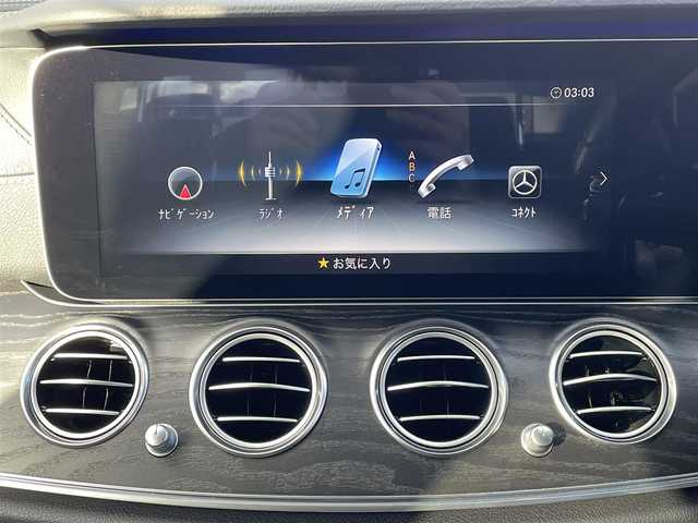 メルセデス・ベンツ Ｅ２００ アバンギャルド スポーツ 福岡県 2018(平30)年 5.2万km ダイヤモンドホワイト レザーＰＫＧ/ブルメスター/禁煙車/パフュームアトマイザー/ＡＣＣ/アクティブレーンキープ/アンビエントライト/インテリジェントライト/黒革シート/全席シートＨ/ｃａｒｐｌａｙ/ａｎｄｒｏｉｄオート