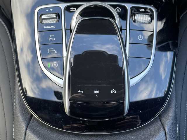 メルセデス・ベンツ Ｅ２００ アバンギャルド スポーツ 福岡県 2018(平30)年 5.2万km ダイヤモンドホワイト レザーＰＫＧ/ブルメスター/禁煙車/パフュームアトマイザー/ＡＣＣ/アクティブレーンキープ/アンビエントライト/インテリジェントライト/黒革シート/全席シートＨ/ｃａｒｐｌａｙ/ａｎｄｒｏｉｄオート