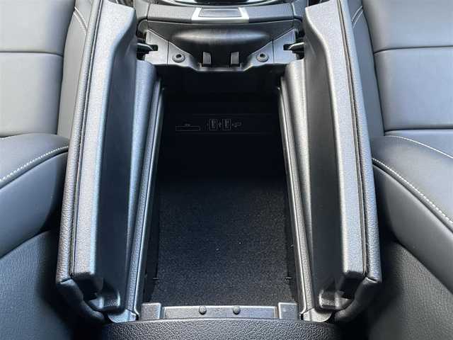 メルセデス・ベンツ Ｅ２００ アバンギャルド スポーツ 福岡県 2018(平30)年 5.2万km ダイヤモンドホワイト レザーＰＫＧ/ブルメスター/禁煙車/パフュームアトマイザー/ＡＣＣ/アクティブレーンキープ/アンビエントライト/インテリジェントライト/黒革シート/全席シートＨ/ｃａｒｐｌａｙ/ａｎｄｒｏｉｄオート