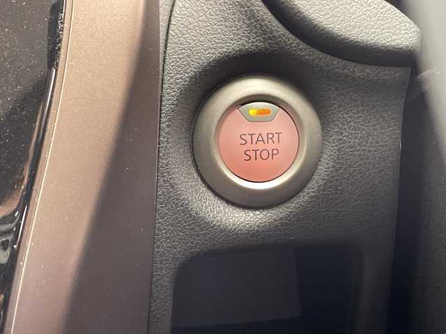 日産 ノート e－パワー メダリスト 山口県 2017(平29)年 2.2万km ダークメタルグレー エマージェンシーブレーキ/車線逸脱警報/前後コーナーセンサー/社外ナビ/　　CD/DVD/Bluetooth/AM/FM/地デジTV/アラウンドビューモニター/ETC/デジタルインナーミラー/純正ドライブレコーダー/ドアバイザー/ハーフレザーシート/プッシュスタート/スマートキー