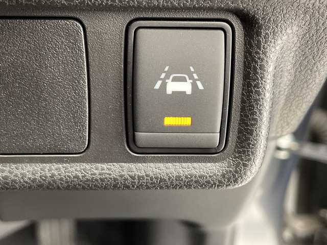 日産 ノート e－パワー メダリスト 山口県 2017(平29)年 2.2万km ダークメタルグレー エマージェンシーブレーキ/車線逸脱警報/前後コーナーセンサー/社外ナビ/　　CD/DVD/Bluetooth/AM/FM/地デジTV/アラウンドビューモニター/ETC/デジタルインナーミラー/純正ドライブレコーダー/ドアバイザー/ハーフレザーシート/プッシュスタート/スマートキー