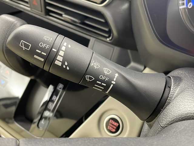 日産 ルークス X 栃木県 2023(令5)年 1.7万km ホワイトパール 純正9インチディスプレイオーディオ/AM FM USB HDMI BT/AppleCarPlay AndroidAuto/ETC/前後ドライブレコーダー/全周囲カメラ/プロパイロット/・衝突軽減ブレーキ/・レーンアシスト/・先行車発進お知らせ/・標識認識機能/・クリアランスソナー/・ふらつき警報/片側パワースライドドア/アイドリングストップ/プラズマクラスター発生装置/オートライト/LEDヘッドライト/オートエアコン/社外14インチアルミホイール/純正フロアマット/スマートキー