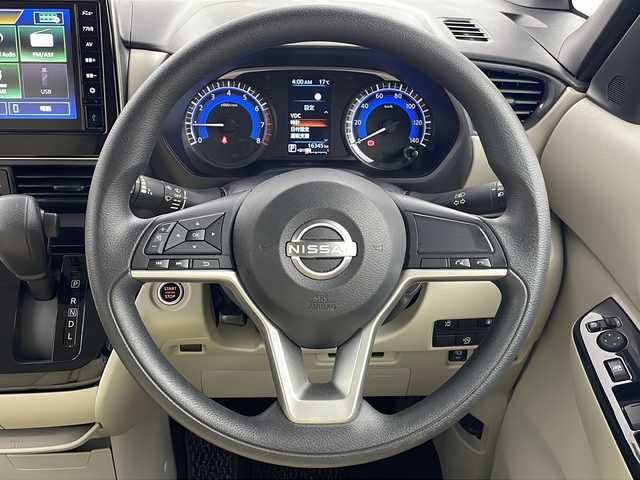 日産 ルークス X 栃木県 2023(令5)年 1.7万km ホワイトパール 純正9インチディスプレイオーディオ/AM FM USB HDMI BT/AppleCarPlay AndroidAuto/ETC/前後ドライブレコーダー/全周囲カメラ/プロパイロット/・衝突軽減ブレーキ/・レーンアシスト/・先行車発進お知らせ/・標識認識機能/・クリアランスソナー/・ふらつき警報/片側パワースライドドア/アイドリングストップ/プラズマクラスター発生装置/オートライト/LEDヘッドライト/オートエアコン/社外14インチアルミホイール/純正フロアマット/スマートキー