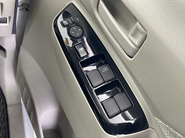 日産 ルークス X 栃木県 2023(令5)年 1.7万km ホワイトパール 純正9インチディスプレイオーディオ/AM FM USB HDMI BT/AppleCarPlay AndroidAuto/ETC/前後ドライブレコーダー/全周囲カメラ/プロパイロット/・衝突軽減ブレーキ/・レーンアシスト/・先行車発進お知らせ/・標識認識機能/・クリアランスソナー/・ふらつき警報/片側パワースライドドア/アイドリングストップ/プラズマクラスター発生装置/オートライト/LEDヘッドライト/オートエアコン/社外14インチアルミホイール/純正フロアマット/スマートキー