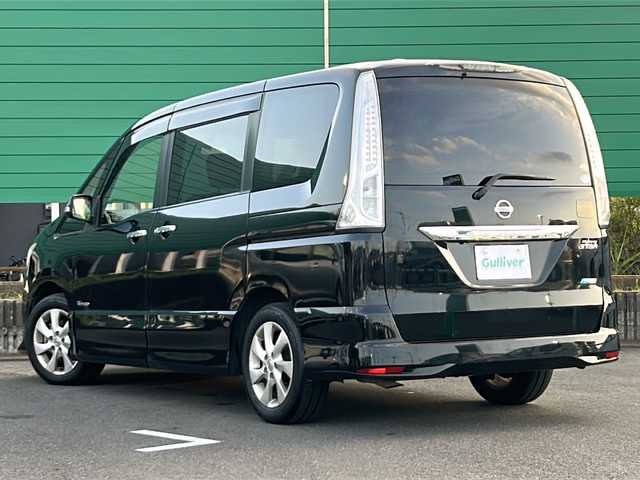 日産 セレナ ハイウェイスター S HV Vエアロ 茨城県 2013(平25)年 7.5万km スーパーブラック 8インチ純正SDナビ(Bluetooth/CD/DVD/バックカメラ/フルセグTV)/フリップダウンモニター/両側パワースライドドア/クルーズコントロール/横滑り防止装置/HIDオートライト/16インチ純正アルミホイール/アイドリングストップ/後席用エアコン/3列シート/純正フロアマット/スペアキー/スマートキー