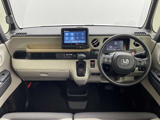 ホンダ Ｎ ＢＯＸ 茨城県 2023(令5)年 0.5万km プラチナホワイトパール 純正ディスプレイオーディオ/バックカメラ/両側パワースライドドア/シートヒーター/クリアランスソナー/ETC/ドライブレコーダー/LEDヘッドライト/ACC/LKA/オートハイビーム