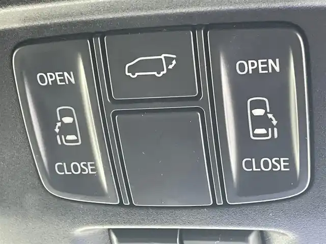 トヨタ ヴェルファイア Z Gエディション 群馬県 2016(平28)年 3.2万km バーニングブラッククリスタルシャインガラスフレーク フリップダウンモニター　ＪＢＬ９インチナビ　バックカメラ　両側パワースライドドア　パワーバックドア　ＬＥＤ　純正１８インチＡＷ　ステアリングリモコン　ドライブレコーダー　ＥＴＣ　スマートキー　禁煙車