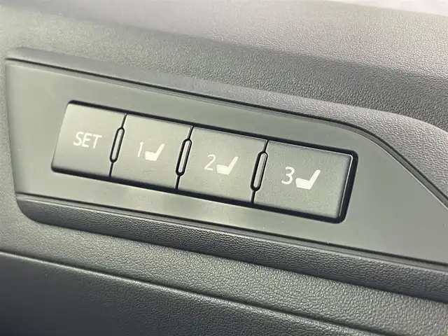 トヨタ ヴェルファイア Z Gエディション 群馬県 2016(平28)年 3.2万km バーニングブラッククリスタルシャインガラスフレーク フリップダウンモニター　ＪＢＬ９インチナビ　バックカメラ　両側パワースライドドア　パワーバックドア　ＬＥＤ　純正１８インチＡＷ　ステアリングリモコン　ドライブレコーダー　ＥＴＣ　スマートキー　禁煙車