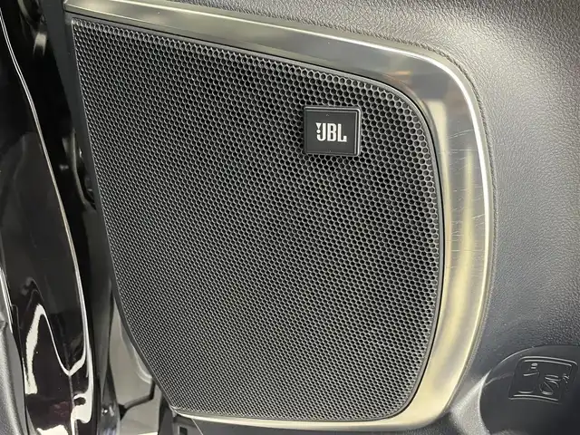 トヨタ ヴェルファイア Z Gエディション 群馬県 2016(平28)年 3.2万km バーニングブラッククリスタルシャインガラスフレーク フリップダウンモニター　ＪＢＬ９インチナビ　バックカメラ　両側パワースライドドア　パワーバックドア　ＬＥＤ　純正１８インチＡＷ　ステアリングリモコン　ドライブレコーダー　ＥＴＣ　スマートキー　禁煙車