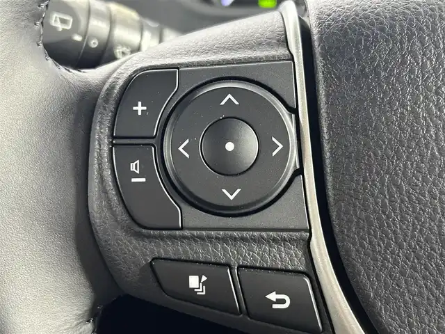 トヨタ ノア ハイブリッド Si ダブルバイビー 佐賀県 2017(平29)年 6.9万km ホワイトパールクリスタルシャイン 純正ディーラーオプション7インチナビ/バックカメラ/フルセグテレビ/CD/DVD/BT/SD/FM.AM/後席フリップダウンモニター/プリクラッシュセーフティ/レーンディパーチャーアラート/オートハイビーム/クルーズコントロール/両側パワースライドドア/ビルトインETC2.0/ステアリングスイッチ/ハーフレザーシート