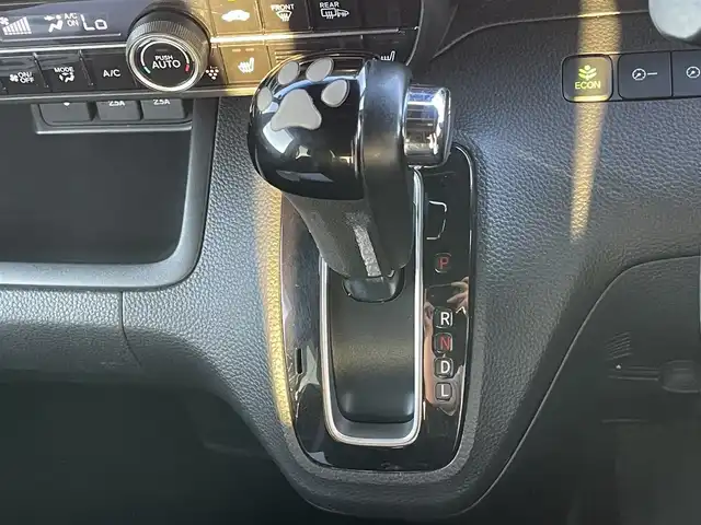 ホンダ Ｎ ＢＯＸ カスタム G L ホンダセンシング 道央・札幌 2017(平29)年 7万km クリスタルブラックパール ４WD/純正ディーラーOPナビ/AM/FM/BT/CD/DVD/フルセグ/ホンダセンシング/衝突被害軽減ブレーキ/横滑り防止装置/レーダークルーズコントロール/レーンキープアシスト/コーナーセンサー/バックカメラ/ビルトインETC/ドライブレコーダー/アイドリングストップ/両側パワースライドドア/前席シートヒーター/ステアリングリモコン/レーダー探知機/プッシュスタート/スマートキー/LEDヘッドライト/オートライト/オートマチックハイビーム/フォグランプ/電動格納ミラー/ヒーテッドドアミラー/ウィンカーミラー/純正フロアマット/ドアバイザー/社外アルミホイール付冬タイヤ積込/155/65/R14/2020年/山6mm