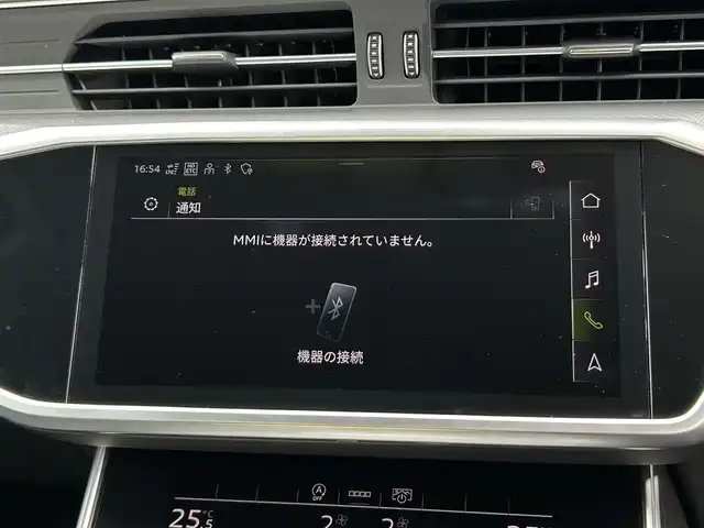 アウディ アウディ Ａ６ 40TDIクワトロスポーツ 茨城県 2022(令4)年 2.7万km グレイシアホワイトメタリック ライティングＰＫＧ　/ＨＤマトリクスＬＥＤ　/ＡＣＣ　/ＬＫＡ　/サイドアシスト　/Ｂカメラ　/ナビ　/バーチャルＣＰ　/ＢＴ　/ＴＶ　/ＣａｒＰｌａｙ　/黒半革　/Ｍ付ＰＷシート　/シートヒーター　/ステアリングヒーター　/前後ドラレコ/ETC2.0/禁煙車