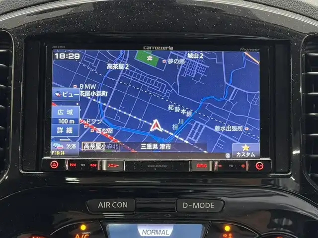 日産 ジューク 15RX Vセレクション 三重県 2019(平31)年 6.9万km ブリリアントホワイトパール ガソリン/FF/フロアCVT/カロッツェリア 7インチナビ AVIC-RZ502 /（CD/DVD/SD/FM/AM/DTV/Bluetooth/iPod/USB/AUX）/バックカメラ/ドライブレコーダー 前後/ETC/安全装備/・エマージェンシーブレーキ/・LDW（車線逸脱警報）/・ABS（アンチロックブレーキシステム）/・EBD（電子制御制動力配分システム）/・VDC（ビークルダイナミクスコントロール）/・TCS（トラクションコントロールシステム）/・衝突安全ボディ/装備/・オートエアコン/・オートライトシステム/・プッシュスタート/・インテリジェントキーx1/・運転席・助手席SRSエアバッグ/・電動格納ドアミラー（ウインカー付）/・ヘッドライトレベライザー/・純正17inAW/など