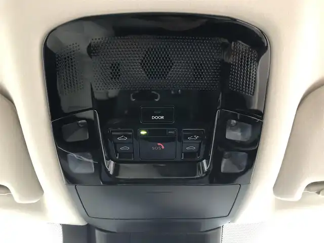 レクサス ＲＸ 450h+ バージョンL 愛知県 2023(令5)年 5.2万km ソニッククォーツ 開閉式サンルーフ/ルーフレール/置くだけ充電/純正ディスプレイオーディオ/全方位カメラ/レクサスセーフティー/・プリクラッシュセーフティ/・レーンディパーチャーアラート/・レーントレーシングアシスト/・レーンチェンジアシスト/・レーダークルーズコントロール/・ブレードスキャンアダプティブハイビームシステム/・ロードサインアシスト/・発進遅れ告知機能/・ドライバー異常時対応システム/・ドライバーモニター連携/・フロントクロストラフィッ・アラー/・プロアクティブドライビングアシスト/レクサスチームメイト/・Advanced Drive/・Advanced Park/ヘッドアップディスプレイ/ブラインドスポットモニター/パワーシート/シートヒーター全席/シートクーラー全席/ステアリングヒーター/パドルシフト/電動リアゲード/ドライブレコーダー/純正フロアマット/デジタルインナーミラー/ETC2.0/AC100V/オートライト/純正LEDライト