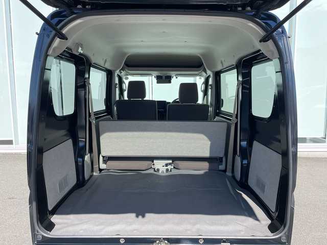 スズキ エブリイ PC 神奈川県 2023(令5)年 3.3万km ブルーイッシュブラックパール3 純正ディスプレイオーディオ/Bluetooth/USB/バックカメラ/両側スライドドア/デュアルカメラブレーキサポート/衝突被害軽減システム/レーンアシスト/オートマチックハイビーム/コーナーセンサー/アイドリングストップ/スペアキー/リモコンキー/純正ラバーフロアマット/スペアタイヤ/ETC/電動格納ミラー/オーバーヘッドコンソール/横滑り防止装置