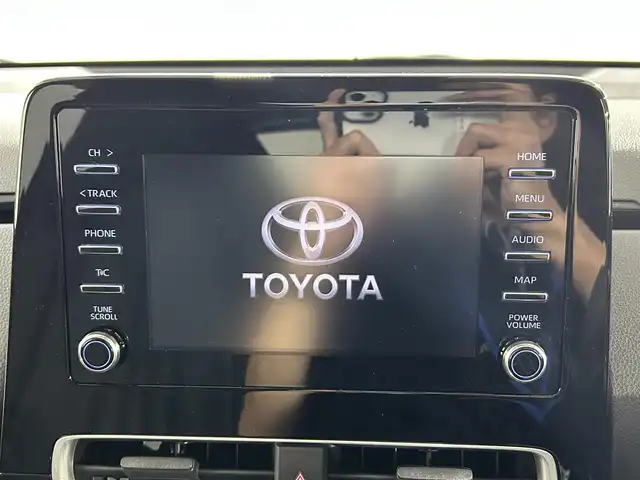 トヨタ アクア X 佐賀県 2021(令3)年 5.4万km シルバーM 純正8インチディスプレイオーディオ/Bluetooth/Mirrorcast/カープレイ/衝突被害軽減システム/レーダークルーズコントロール/レーンアシスト/ロードサインアシスト/オートライト/オートマチックハイビーム/前後ドライブレコーダー/LEDヘッドライト/クリアランスソナー/横滑り防止装置/ビルトインETC/ISOFIX対応シート/スマートキー/プッシュスタート/フロアマット/スペアキー×１/電動格納ミラー/ウィンカーミラー/ドアバイザー