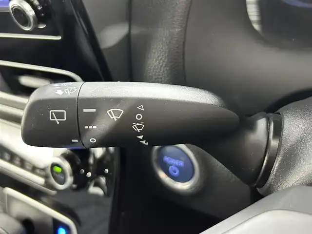 トヨタ アクア X 佐賀県 2021(令3)年 5.4万km シルバーM 純正8インチディスプレイオーディオ/Bluetooth/Mirrorcast/カープレイ/衝突被害軽減システム/レーダークルーズコントロール/レーンアシスト/ロードサインアシスト/オートライト/オートマチックハイビーム/前後ドライブレコーダー/LEDヘッドライト/クリアランスソナー/横滑り防止装置/ビルトインETC/ISOFIX対応シート/スマートキー/プッシュスタート/フロアマット/スペアキー×１/電動格納ミラー/ウィンカーミラー/ドアバイザー