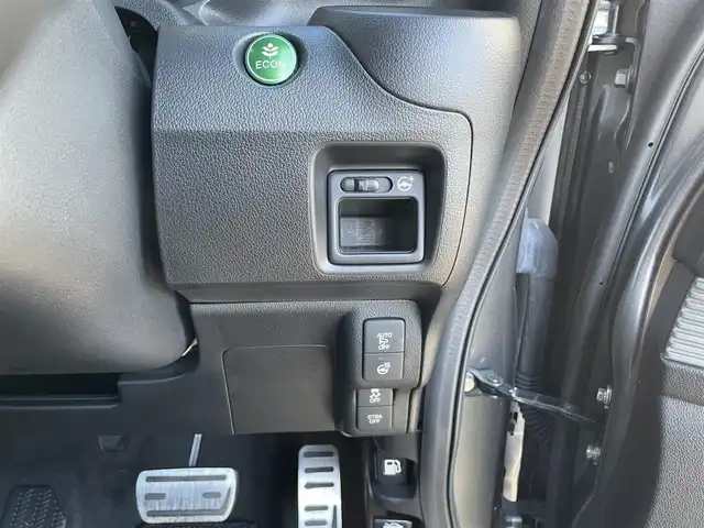 ホンダ Ｎ ＢＯＸ スラッシュ X 島根県 2015(平27)年 7.8万km ポリッシュドメタルメタリック Gathers7インチメモリナビゲーション(VRM-155VFi)/フルセグ BT CD DVD SD HDMI対応/CTBA/バックカメラ/クルーズコントロール/D/N席シートヒーター/ハンドルヒーター/ワイヤレス充電/社外前後ドライブレコーダー(AKY-E1)/アイドリングストップ/AUTOライト/キセノンライト/ETC/革巻きステアリング/ステアリングリモコン/ISOFIX/シートリフター/純正フロアマット/ドアバイザー/電動格納ミラー/ウィンカーミラー/ECON