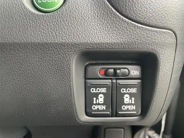 ホンダ Ｎ ＢＯＸ G ターボ SSパッケージ 福岡県 2014(平26)年 8.2万km スマートブラック (株)IDOMが運営する【じしゃロン八幡西店】の自社ローン専用車両になります。こちらは現金またはオートローンご利用時の価格です。自社ローンご希望の方は別途その旨お申付け下さい/・純正ナビ（VXM-155VSi）/・Bluetooth/・バックカメラ/・ETC/・両側パワースライドドア/・ミラー型前後ドラレコ/・社外ホイール/・車庫調