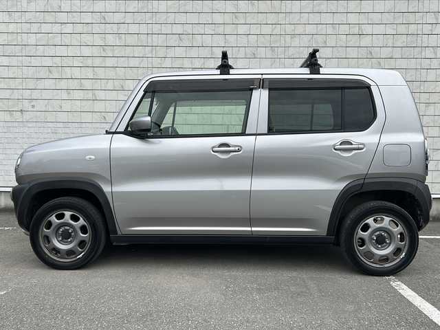 スズキ ハスラー G ターボ 秋田県 2018(平30)年 5.6万km スチールシルバーM ・4WD/・ターボ/・社外ナビ/・フルセグTV/・Bluetooth/・CD、DVD再生機能有/・社外ETC/・レーダーブレーキサポート/・アイドリングストップ/・キノセンヘッドランプ/・オートライト/・純正15インチスチールホイール/・シートヒーター/・純正フロアマット/・スマートキー/・スペアキー１本有