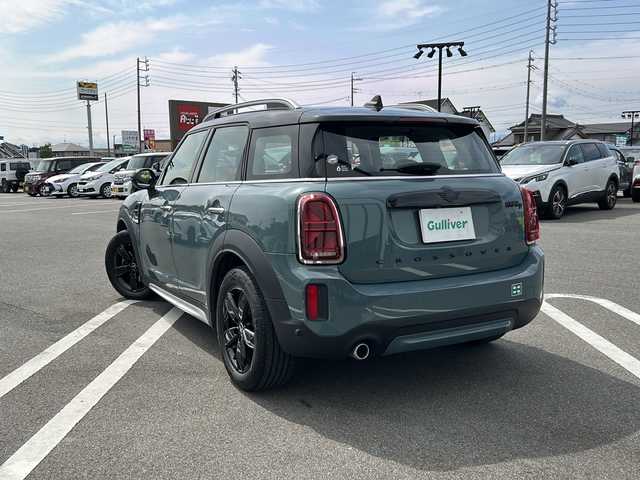 ＭＩＮＩ ＢＭＷ ミニ クロスオーバー クーパー D エッセンシャルトリム 岐阜県 2022(令4)年 3.7万km グレー 純正ナビ　/バックカメラ　/ディーゼル　/ターボ　/ルーフレール　/ＬＥＤヘッドライト　/クルコン　/スマートキー　/ハーフレザーシート　/シートヒーターＤ＋Ｎ席　/前後ドラレコ　/純正ＡＷ　/ワンオーナー　/ＭＴ付きＡＴ