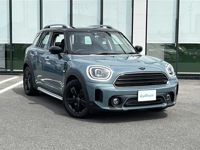 ＭＩＮＩ ＢＭＷ ミニ クロスオーバー クーパー D エッセンシャルトリム 岐阜県 2022(令4)年 3.7万km グレー 純正ナビ　/バックカメラ　/ディーゼル　/ターボ　/ルーフレール　/ＬＥＤヘッドライト　/クルコン　/スマートキー　/ハーフレザーシート　/シートヒーターＤ＋Ｎ席　/前後ドラレコ　/純正ＡＷ　/ワンオーナー　/ＭＴ付きＡＴ