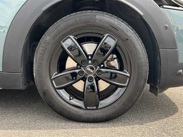 ＭＩＮＩ ＢＭＷ ミニ クロスオーバー クーパー D エッセンシャルトリム 岐阜県 2022(令4)年 3.7万km グレー 純正ナビ　/バックカメラ　/ディーゼル　/ターボ　/ルーフレール　/ＬＥＤヘッドライト　/クルコン　/スマートキー　/ハーフレザーシート　/シートヒーターＤ＋Ｎ席　/前後ドラレコ　/純正ＡＷ　/ワンオーナー　/ＭＴ付きＡＴ