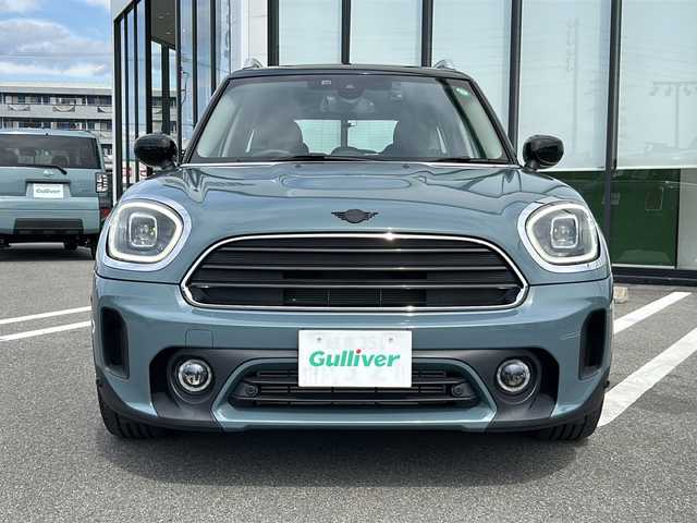 ＭＩＮＩ ＢＭＷ ミニ クロスオーバー クーパー D エッセンシャルトリム 岐阜県 2022(令4)年 3.7万km グレー 純正ナビ　/バックカメラ　/ディーゼル　/ターボ　/ルーフレール　/ＬＥＤヘッドライト　/クルコン　/スマートキー　/ハーフレザーシート　/シートヒーターＤ＋Ｎ席　/前後ドラレコ　/純正ＡＷ　/ワンオーナー　/ＭＴ付きＡＴ