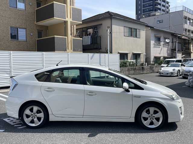 トヨタ プリウス S ツーリングセレクション 広島県 2010(平22)年 10.8万km ホワイトパールクリスタルシャイン