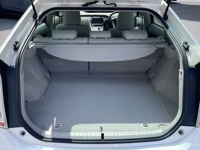 トヨタ プリウス S ツーリングセレクション 広島県 2010(平22)年 10.8万km ホワイトパールクリスタルシャイン
