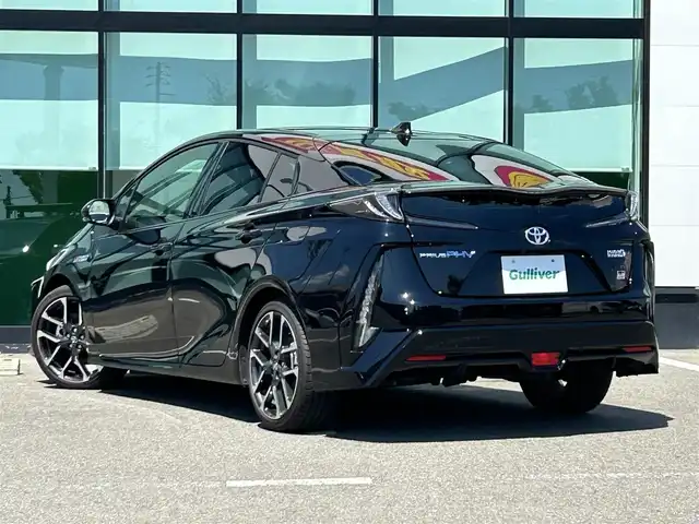 トヨタ プリウス ＰＨＶ S GRスポーツ 茨城県 2022(令4)年 1.2万km アティチュードブラックマイカ 革巻きステアリング/ステアリングスイッチ/シートヒーター/ドライブレコーダー/オートライト/オートハイビーム/バックカメラ/純正ＤA ナビ機能付き/