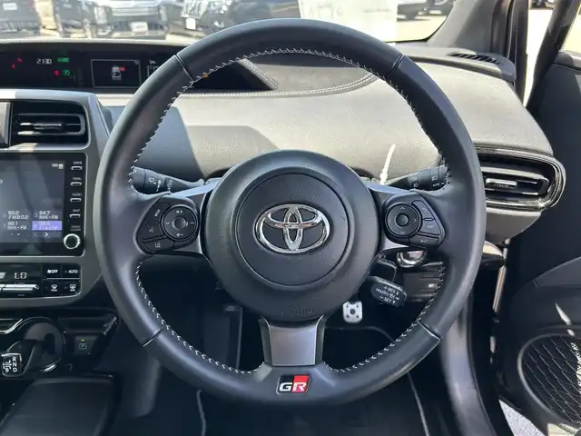トヨタ プリウス ＰＨＶ S GRスポーツ 茨城県 2022(令4)年 1.2万km アティチュードブラックマイカ 革巻きステアリング/ステアリングスイッチ/シートヒーター/ドライブレコーダー/オートライト/オートハイビーム/バックカメラ/純正ＤA ナビ機能付き/