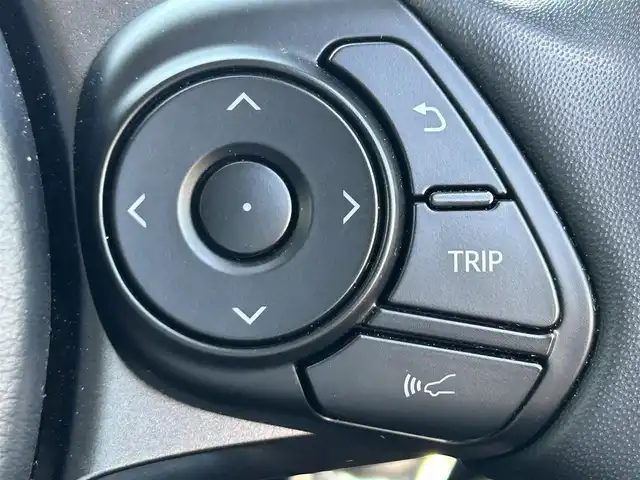トヨタ プリウス ＰＨＶ S GRスポーツ 茨城県 2022(令4)年 1.2万km アティチュードブラックマイカ 革巻きステアリング/ステアリングスイッチ/シートヒーター/ドライブレコーダー/オートライト/オートハイビーム/バックカメラ/純正ＤA ナビ機能付き/