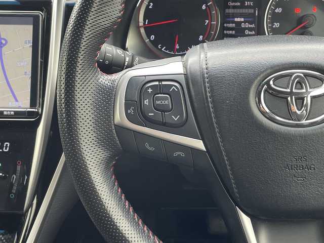 トヨタ ハリアー エレガンス 滋賀県 2018(平30)年 4.9万km ブラック ガソリン/2WD/AT/社外エアロ/純正9インチナビ【NSZT-Y66T】/(FM/AM/CD/DVD/フルセグ/HDMI/Bluetooth)/バックカメラ/ETC/前後ドライブレコーダー/クルーズコントロール/プリクラッシュブレーキアシスト/レーンキープアシスト/横滑り防止装置/電動格納ウインカーミラー/電動パーキング/ブレーキホールド/アイドリングストップ/革巻きステアリング/ステアリングスイッチ/オートライト/オートマチックハイビーム/フロントフォグ/フルオートエアコン/ドライブモードセレクト/プッシュスタート/スマートキー/スペアキー/純正フロアマット/純正ドアバイザー
