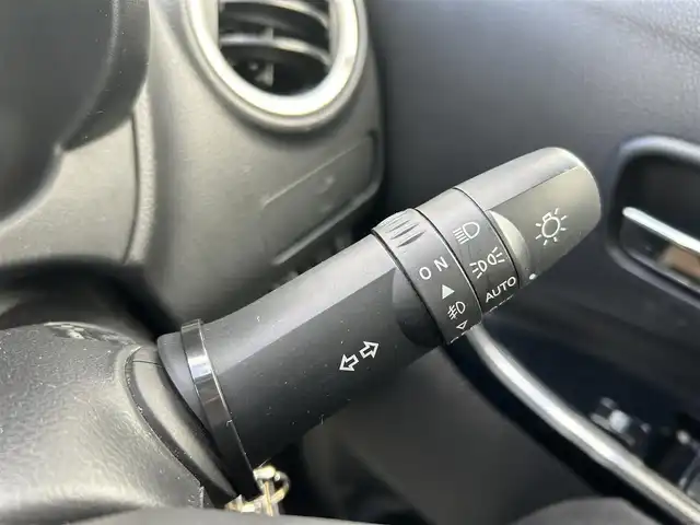 三菱 ｅＫカスタム Tセーフティプラスエディション 岡山県 2018(平30)年 7.8万km シルキーホワイト 登録時走行距離77420km/4WD/ワンオーナー/純正ナビ/フルセグTV(AM.FM.CD.DVD.TV.BT)/全方位カメラ/シートヒーター/クリアランスソナー/衝突軽減ブレーキ/クルーズコントロール/レーンキープアシスト/オートライト/オートマチックハイビーム/アイドリングストップ/15インチ純正AW/純正フロアマット