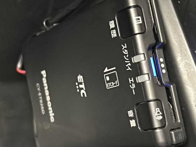 トヨタ ライズ Z 宮城県 2020(令2)年 2.7万km ブラックマイカメタリック/シャイニングホワイトパール トヨタセーフティセンス//社外SDナビ(CN-RA06WD)//バックカメラ//フルセグ//Bluetooth//レーダークルーズコントロール//レーンキープアシスト//前席シートヒーター//前後コーナーセンサー//LEDヘッドライト//ETC//シートヒーター//純正17インチアルミホイール//社外前後ドライブレコーダー//アイドリングストップ//保証書