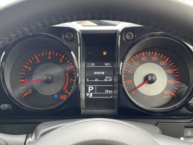 スズキ ジムニー ノマド FC 東京都 2025(令7)年 0.1千km 黒 登録済未使用車　/追従クルコン　/シートヒーター　/衝突被害軽減　/レーンキープ　/オートライト　/ヒルディセントコントロール　/スマートキー　/純正１５インチＡＷ　/ＬＥＤヘッド　/オートエアコン