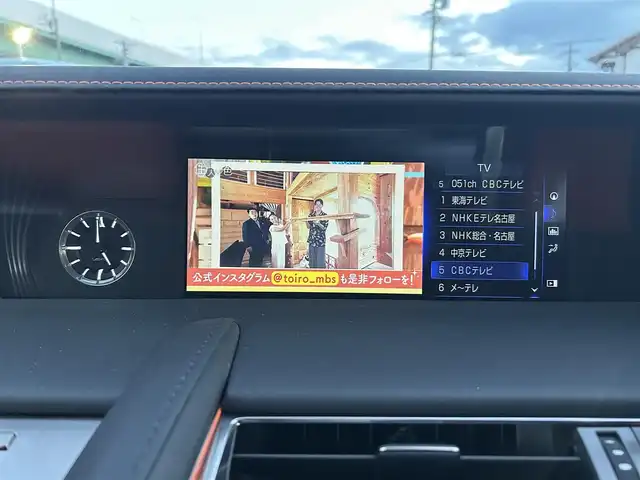 レクサス ＬＣ 500h Lパッケージ 愛知県 2023(令5)年 2.3万km テレーンカーキマイカM メーカー純正ナビ　/サンルーフ　/ＤＴＶ　/ＢＴ　/ＣＤ／ＤＶＤ　/ＥＴＣ２．０　/衝突軽減ブレーキ　/レーダークルーズコントロール　/前席シートヒーター　/社外ＦＲドライブレコーダー　/純正フロアマット/ブラインドスポットモニター/ヘッドアップディスプレイ/ステアリングスイッチ/パドルシフト/プッシュスタート/ＬＥＤヘッドライト/ステアリングヒーター