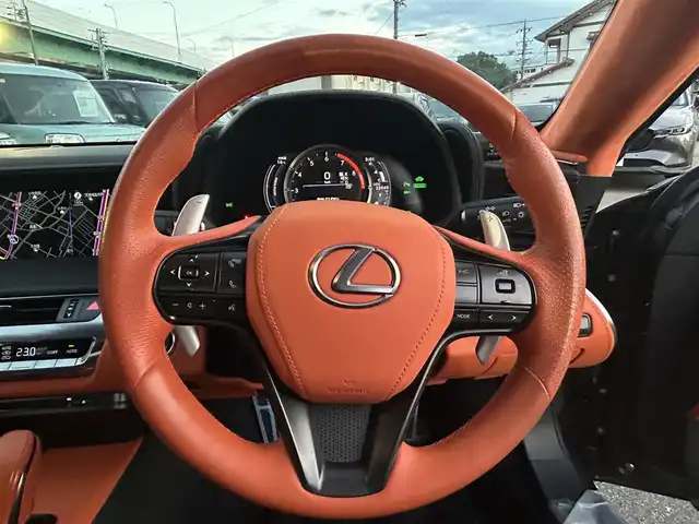 レクサス ＬＣ 500h Lパッケージ 愛知県 2023(令5)年 2.3万km テレーンカーキマイカM メーカー純正ナビ　/サンルーフ　/ＤＴＶ　/ＢＴ　/ＣＤ／ＤＶＤ　/ＥＴＣ２．０　/衝突軽減ブレーキ　/レーダークルーズコントロール　/前席シートヒーター　/社外ＦＲドライブレコーダー　/純正フロアマット/ブラインドスポットモニター/ヘッドアップディスプレイ/ステアリングスイッチ/パドルシフト/プッシュスタート/ＬＥＤヘッドライト/ステアリングヒーター