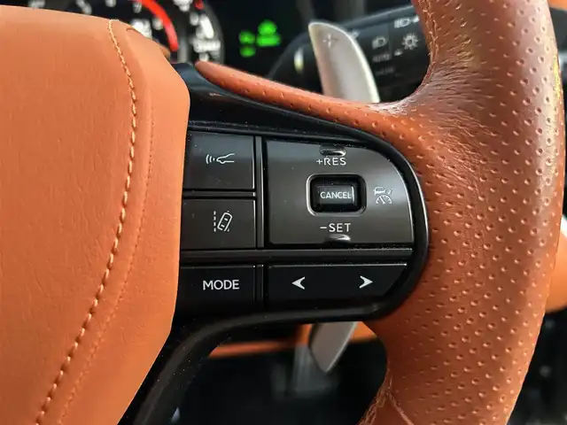 レクサス ＬＣ 500h Lパッケージ 愛知県 2023(令5)年 2.3万km テレーンカーキマイカM メーカー純正ナビ　/サンルーフ　/ＤＴＶ　/ＢＴ　/ＣＤ／ＤＶＤ　/ＥＴＣ２．０　/衝突軽減ブレーキ　/レーダークルーズコントロール　/前席シートヒーター　/社外ＦＲドライブレコーダー　/純正フロアマット/ブラインドスポットモニター/ヘッドアップディスプレイ/ステアリングスイッチ/パドルシフト/プッシュスタート/ＬＥＤヘッドライト/ステアリングヒーター
