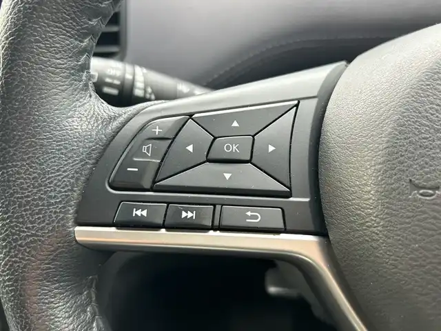 日産 セレナ e－パワー ハイウェイスター V 神奈川県 2020(令2)年 8.1万km ブリリアントホワイトパール 2トーン ディーラーオプション9インチナビ・フルセグ・Blu-ray・DVD・CD・SD・MSV・Bluetoorh/アラウンドビューカメラ/ナビ連動純正前後ドライブレコーダー/ナビ連動ビルトインETC/デジタルインナーミラー/革巻きステアリング/ステアリングリモコン/プロパイロット/各席用充電USBポート/左右後席ドアサンシェード/両側パワースライドドア/ハンズフリーオートスライドドア/デュアルバックドア/ハーフレザー調シート/純正フロアマット/ドアバイザー/キセノンヘッドライト/フォグランプ