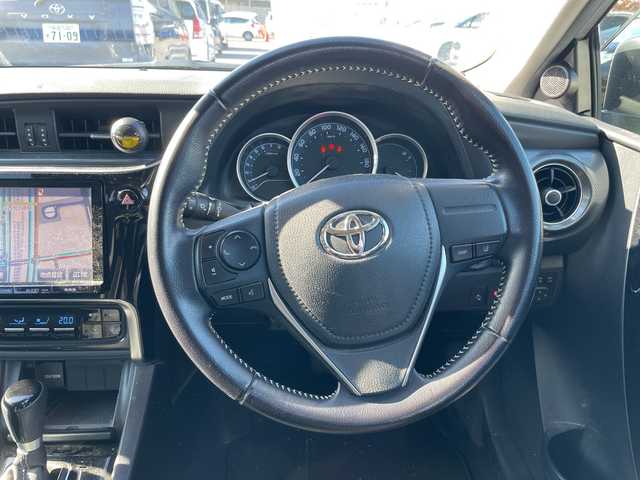 トヨタ オーリス 150X 千葉県 2016(平28)年 5.3万km シルバーM 衝突軽減ブレーキ　/車線逸脱抑制/コーナーセンサー/純正9インチナビ/バックカメラ　/フルセグTV/Bluetooth/ビルトインETC/ステアリングスイッチ/スマートキー/プッシュスタート/スペアキー/純正フロアマット/純正ドアバイザー