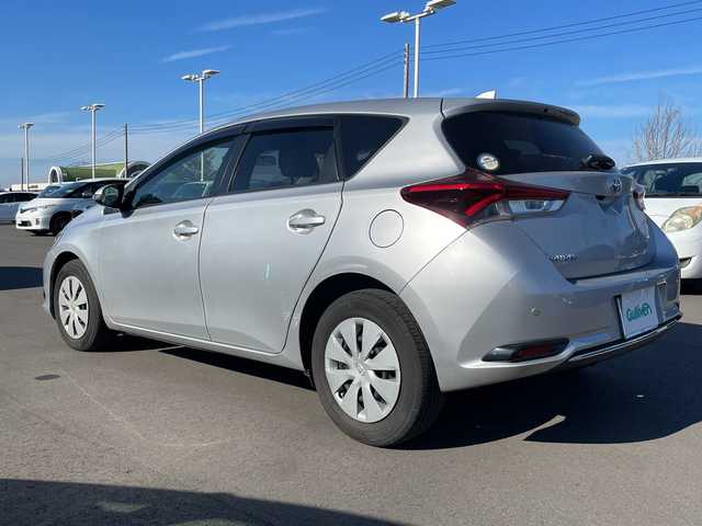 トヨタ オーリス 150X 千葉県 2016(平28)年 5.3万km シルバーM 衝突軽減ブレーキ　/車線逸脱抑制/コーナーセンサー/純正9インチナビ/バックカメラ　/フルセグTV/Bluetooth/ビルトインETC/ステアリングスイッチ/スマートキー/プッシュスタート/スペアキー/純正フロアマット/純正ドアバイザー