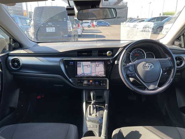 トヨタ オーリス 150X 千葉県 2016(平28)年 5.3万km シルバーM 衝突軽減ブレーキ　/車線逸脱抑制/コーナーセンサー/純正9インチナビ/バックカメラ　/フルセグTV/Bluetooth/ビルトインETC/ステアリングスイッチ/スマートキー/プッシュスタート/スペアキー/純正フロアマット/純正ドアバイザー